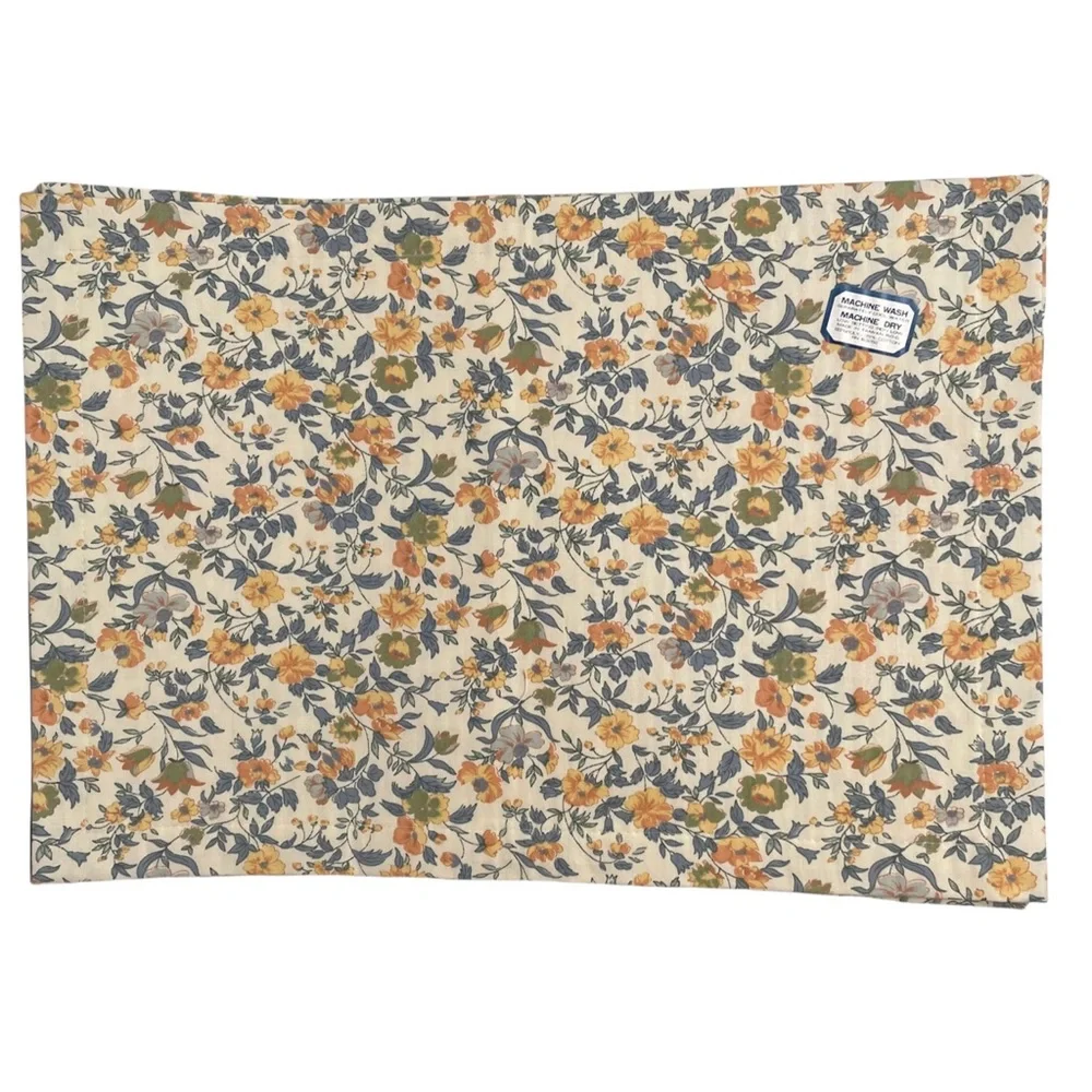 NOBLE EXCELLENCE Placemats Pleated Blue Peach Floral 12.25x18 Set of Four